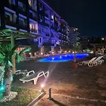 Apartamento Mitprot Panorama Bay 2 Luks 175