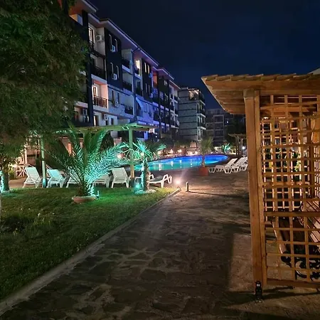 아파트 Mitprot Panorama Bay 2 Luks 175 스베티 블라스